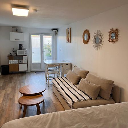 Studio Avec Terrasse Saint Martin De Re Exterior photo
